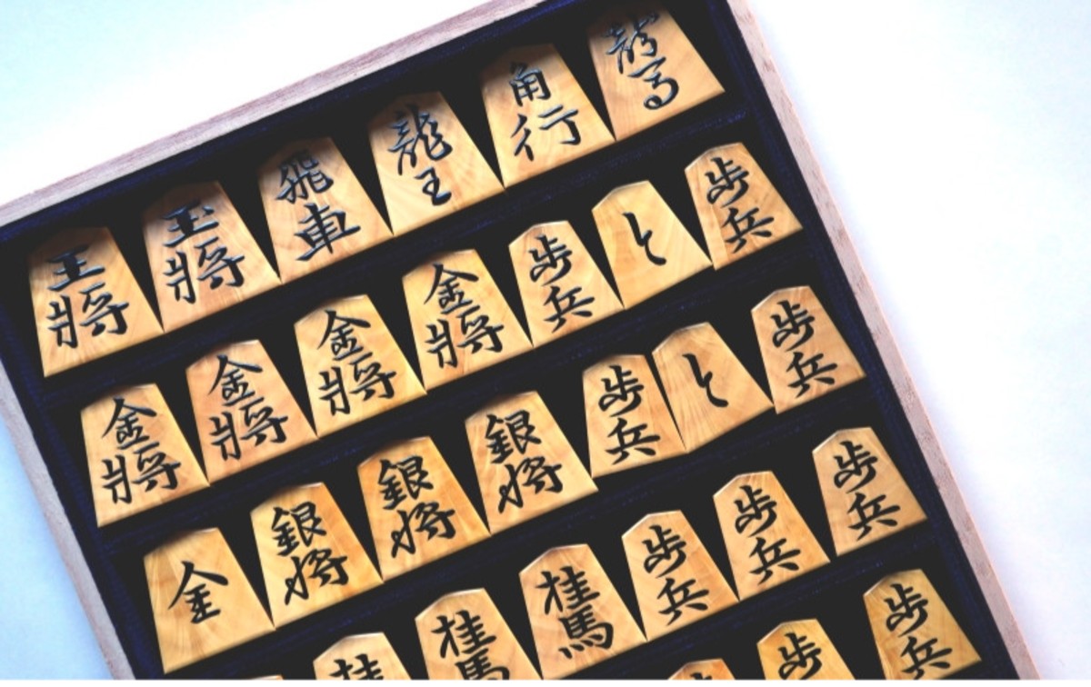 寉峯のふるさと納税返礼品｜富士駒の会駒師の最高級将棋駒も紹介 